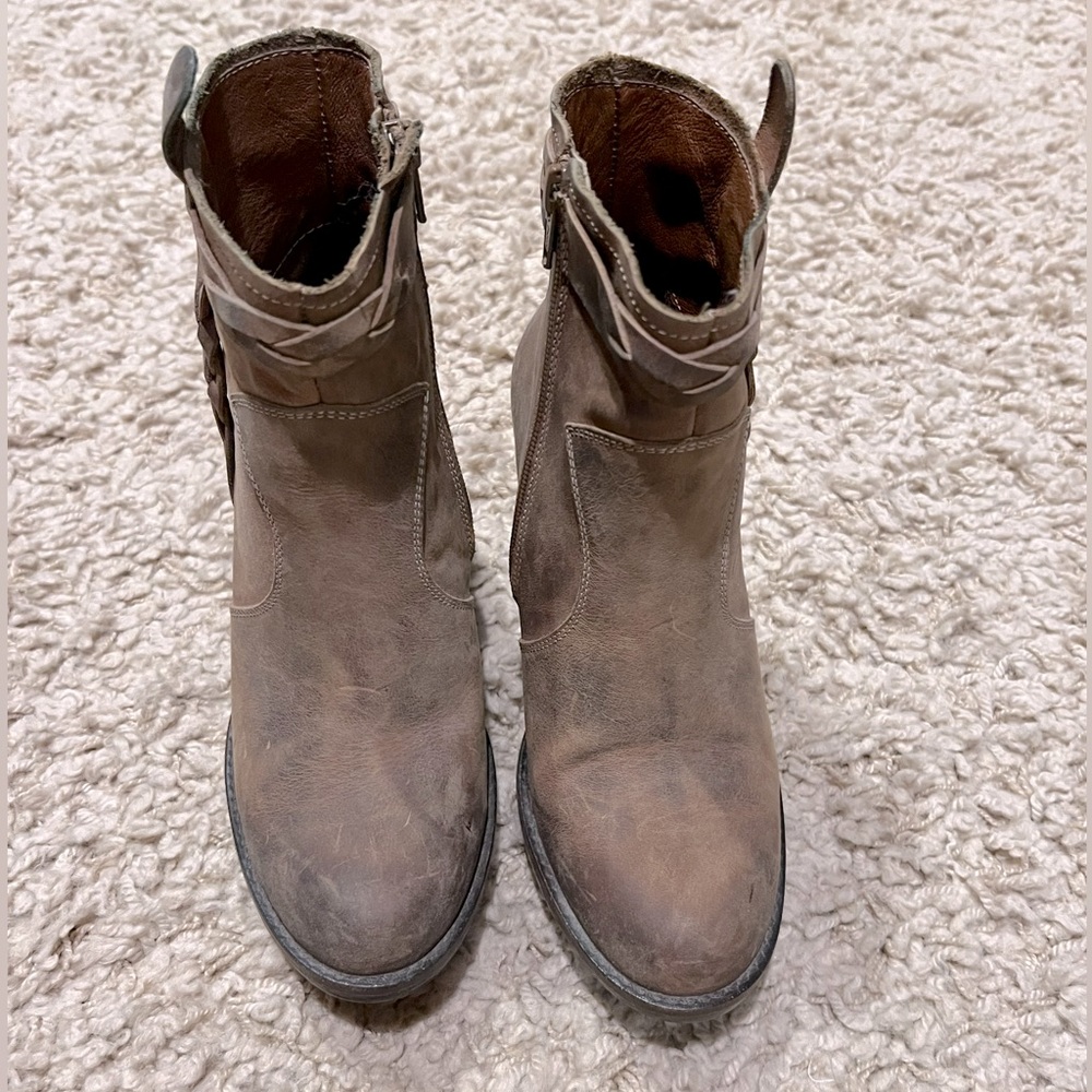 PLDM Palladium Distressed Leather Braided Ankle Brown Boots Women’s 6